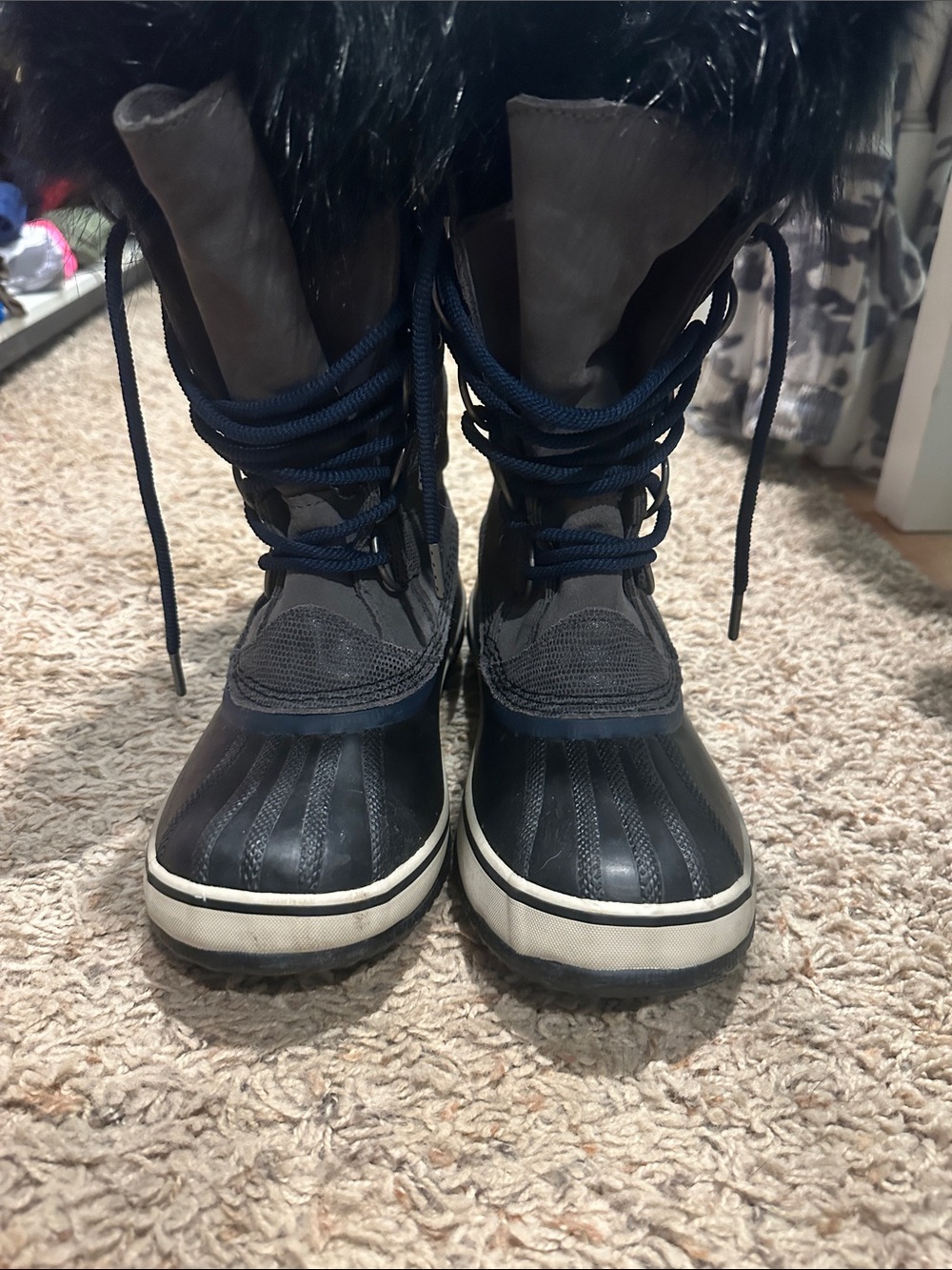Boots - Picture 3 of 6